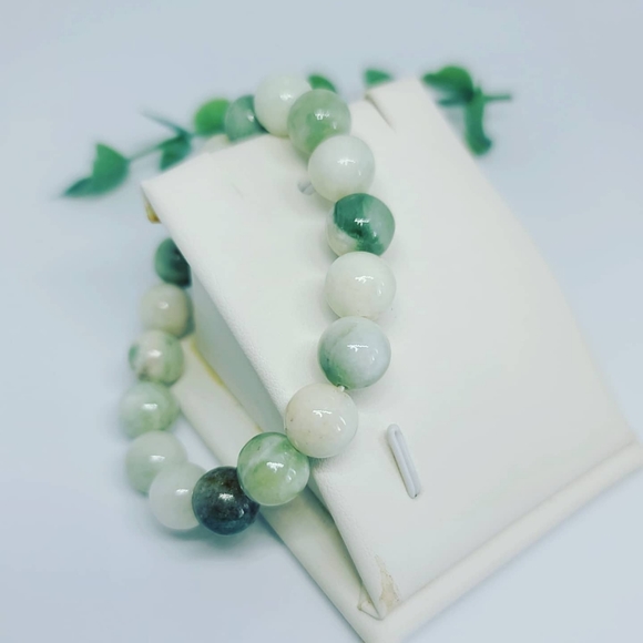 Natural Jade, Grade A, beaded bracelet - Picture 2 of 4